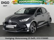 Toyota Yaris - 1.5 HYBRID DYNAMIC PACK GARANTIE 2035 !! BIJNA NIEUW. CAMERA