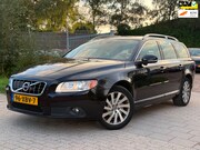 Volvo V70 - 1.6 T4 Limited Edition AUTOMAAT AIRCO PANO PDC