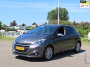 Peugeot 208 - 1.2 PureTech Signature *Carplay *Navi