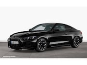 BMW 4-serie - M440i xDrive Coupe 19" Standheiz. ACC 360° HarmKar