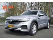 Volkswagen Touareg - 3.0 TSi V6 4MOTION R-line | Pano | Leder | Virtual | ACC | F