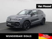 Volkswagen Tiguan - 1.5 eHybrid R-Line Edition 204 PK | Demo | Automaat| Black S
