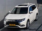 Mitsubishi Outlander - PHEV 2.4 INSTYLE 4WD | PLUG IN HYBRID | FULL OPTIONS | SoH 7