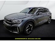 Volkswagen Touareg - 3.0 TDI R-Line Grijs Kenteken ACC Stoelkoeling Luchtvering T