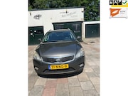 Kia Ceed - cee'd 1.4 CVVT X-ecutive