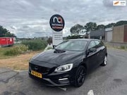 Volvo V60 - | 2015 | 2.4 D6 Twin Engine Momentum | Automaat |