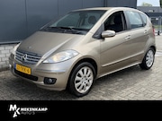 Mercedes-Benz A-klasse - 200 Elegance 16"/Leder/Stoelverwarming/Trekhaak/Cruise/Airco