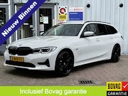 BMW 3-serie - Touring 330e High Executive | LASER LED | 19 " | CAMERA | H