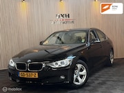 BMW 3-serie - 320i Executive OrgNL 1eEIGNR! XENON CARPLAY LEER