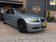 BMW 3-serie - 318i Dynamic Executive Automaat Sport Airco Navi Car Play Cr