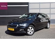Skoda Scala - 1.0 TSI Ambition Apple Carplay / Android Auto Parkeersensore