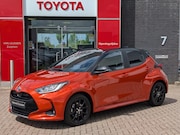 Toyota Yaris - 1.5 Hybrid Executive PDC HUD SPORTSTOELEN STOELVERWARMING BI