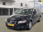Volvo V70 - 1.6 T4 Limited Edition Airco Cruise Leder Navi PDC