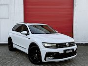 Volkswagen Tiguan - 2.0 TSI 4Motion Highline | Pano | ACC | Carplay | Rijklaar i