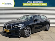 BMW 1-serie - 116i Introduction Edition Automaat | Navigatie | Parkeersens