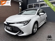 Toyota Corolla - 2.0 Hybrid Business / 184PK