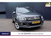 Volkswagen Tiguan - 1.4 TSI R-Line Edition Automaat. 1800 kg trekgewicht.