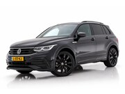Volkswagen Tiguan - 1.5 TSI R-Line Black Style | IQ.LIGHT | DEALER OND. | PANODA