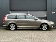 Volvo V70 - 2.4D Summum 5 cilinder Geartronic Automaat