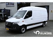 Mercedes-Benz Sprinter - 317 CDI L2H2 Pro LED, Geveerde stoel, Navigatie met camera