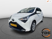Toyota Aygo - 1.0 AUTOMAAT CARPLAY CAMERA AIRCO LED