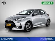 Toyota Yaris - 1.5 Hybrid Dynamic Limited + | dealeronderhouden | Onderweg-