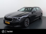 BMW 5-serie - Touring 550e xDrive M-pakket | 1ste eigenaar Pano Harman\Kar