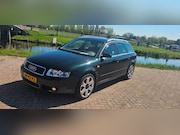 Audi A4 - 2.0 FSI s4 velgen clima apk