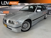 BMW 3-serie - 316I / Airco / LM velgen / Bluetooth / el. ramen / APK t/m 0