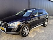Volvo XC60 - 2.4 D5 AWD Summum Pano Leer Grijs kenteken