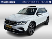 Volkswagen Tiguan - 1.4 TSI eHybrid Elegance / AUTOMAAT/ PANO/ TREKHAAK/ PARK.SE