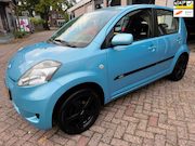 Daihatsu Sirion - 2 1.0-12V Trend AIRCO, LM VELGEN 15.INC.ORG 211750 KM NAP O.
