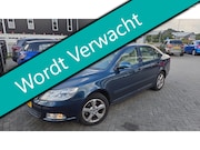 Skoda Octavia - 1.2 TSI Elegance Automaat 2e eig. Clima Navi Xenon Trekhaak