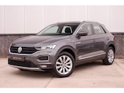 Volkswagen T-Roc - 1.5 TSI Sport LED | Trekhaak | Carplay | Camera | Virtual Co