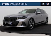 BMW 5-serie - 530e M Sport Automaat / Panoramadak / Trekhaak / Bowers & Wi
