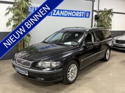 Volvo V70 - 2.4 Edition II // Apk tot 22-11-2026!! // goed rijdend en ne