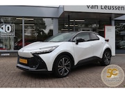 Toyota C-HR - 1.8 HYBRID 140 EXECUTIVE DODEHOEK EL-ACHTERKLEP 360* CAMERA