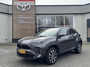 Toyota Yaris Cross - HYBRID 115 FIRST EDITION ALL-SEASON STOEL/STUURVERW APPLE/AN
