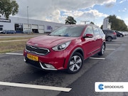 Kia Niro - 1.6 GDi Hybrid DynamicLine l Trekhaak l Navigatie l Camera l