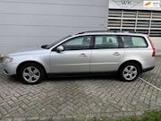 Volvo V70 - 2.4 D5 Kinetic