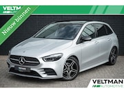 Mercedes-Benz B-klasse - 180 AMG LINE PANORAMADAK TREKHAAK HEAD UP 360 CAMERA STOELVE