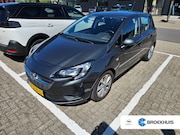 Opel Corsa - 1.4 Favourite / Navigatie / Parkeersensoren / Airco / Carpla
