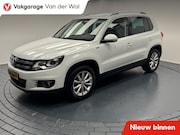 Volkswagen Tiguan - 1.4 TSi Lounge Trekhaak-Carplay-Cr.contr-Clima-Parkeersensor