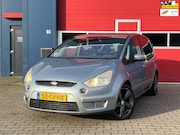 Ford S-Max - 2.5-20V Turbo | + Pano + Cruise + Clima Nu € 2.750,