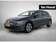 Volkswagen Golf - 1.0 eTSI Life | 110 PK | Automaat | Adaptieve Cruise Control