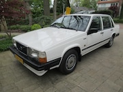 Volvo 740 - 2.3 GL Black-Line Inj. Uniek! 1 eigenaar, weinig km.