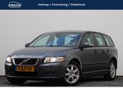 Volvo V50 - 2.4 Momentum | 2009 | Automaat | Youngtimer |