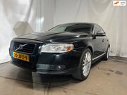 Volvo V40 - 1.6 D2 Momentum - Schade