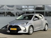 Toyota Yaris - 1.5 HYBRID 115 ACTIVE I AUTOMAAT I APPLE CARPLAY I P-CAMERA 