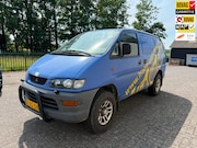 Mitsubishi L 400 - 2.5 L 4WD EXPORT PRIJS/HANDELSPRIJS